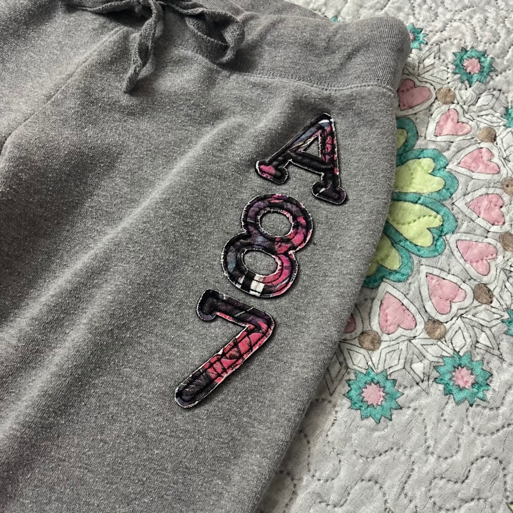 Aeropostale Girls Heather Gray A87 Floral Applique Jogger Sweatpants Size L